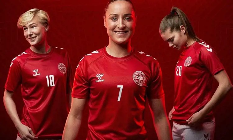 Maillots de football féminin Danemark 2022/2023