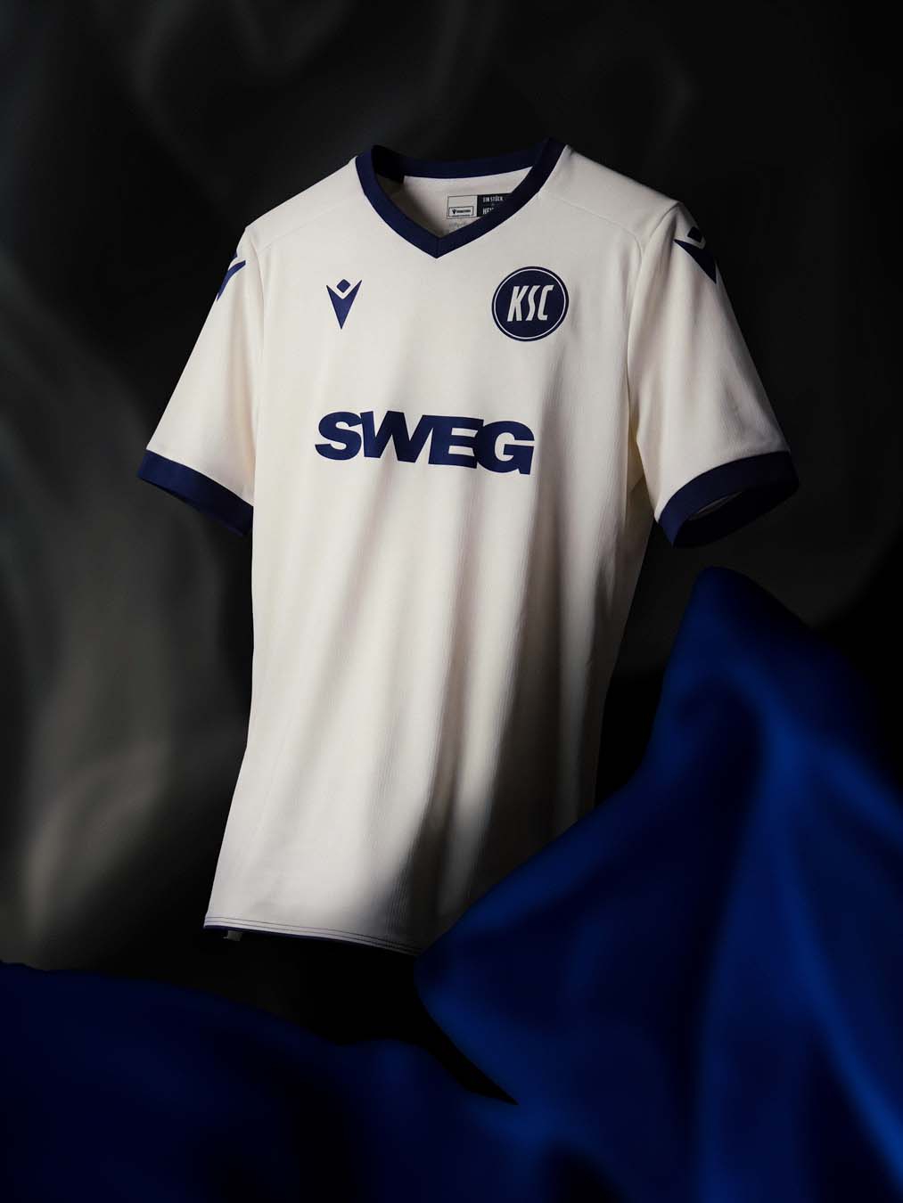 Maillots du Karlsruher SC 2026-2027 signes Macron