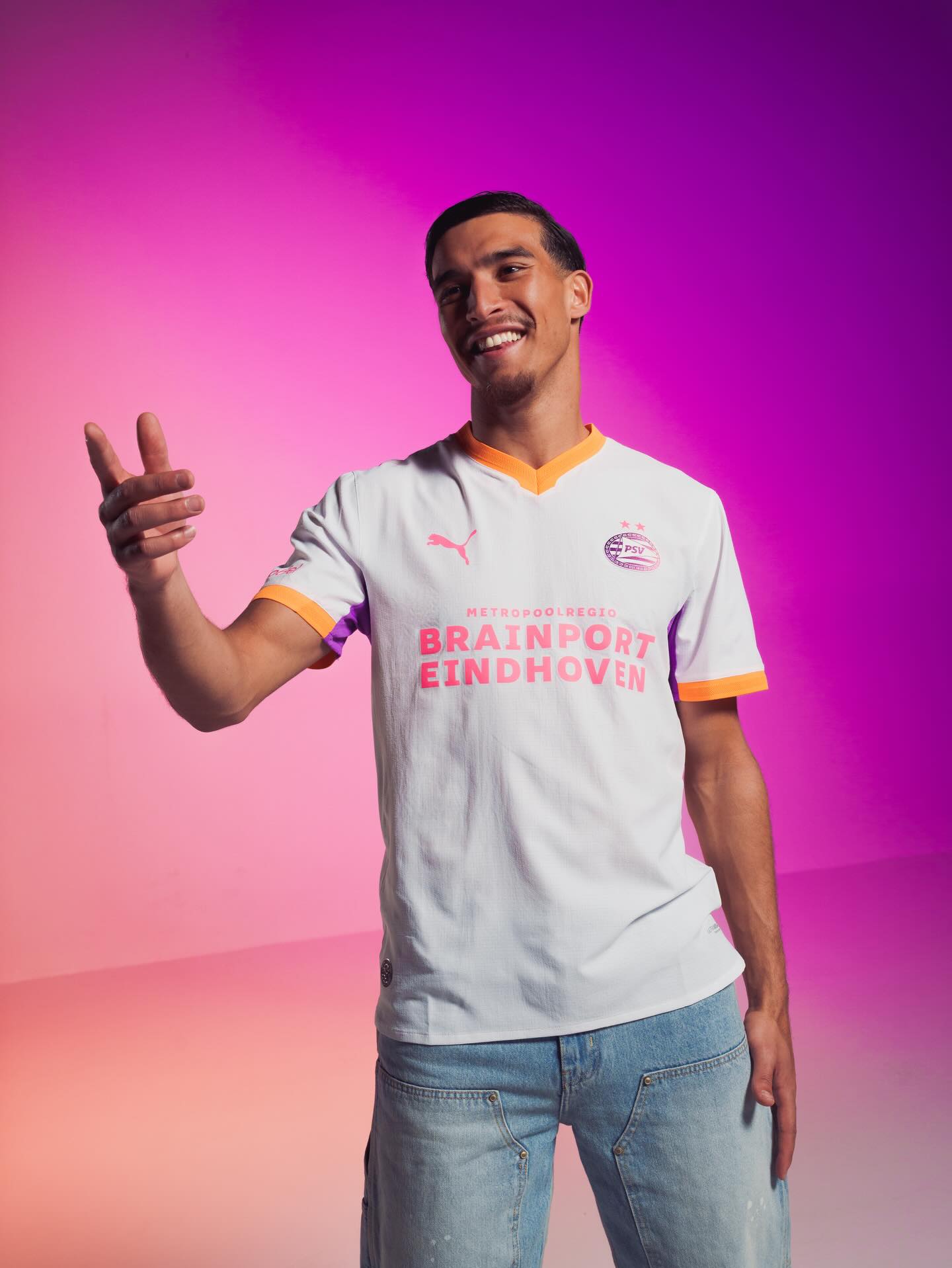Maillot extérieur PSV 2026-2027, inspiré par le lever du soleil