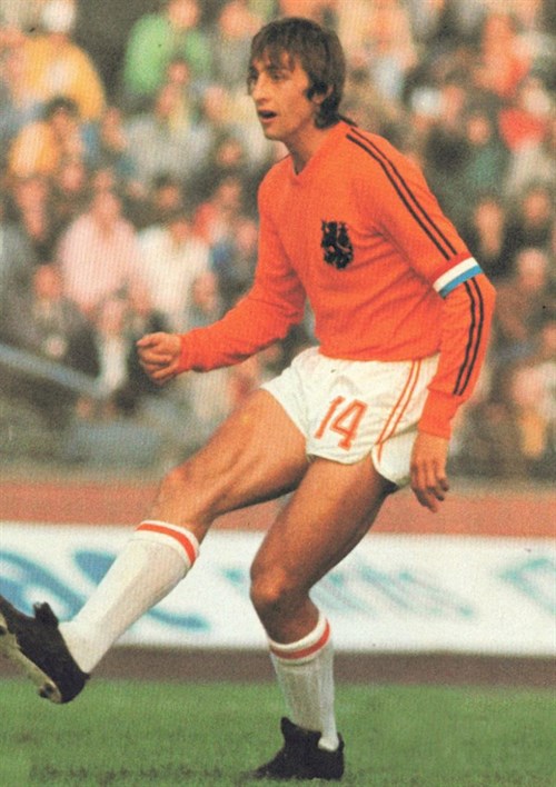 PEDRO_WORN BY CRUYFF