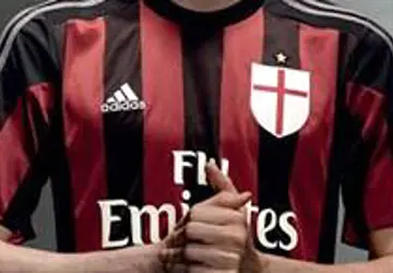 maillot_milan_ac_2015_2016.jpg