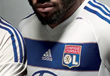 maillot_ol_2015_2016_domicile.jpg