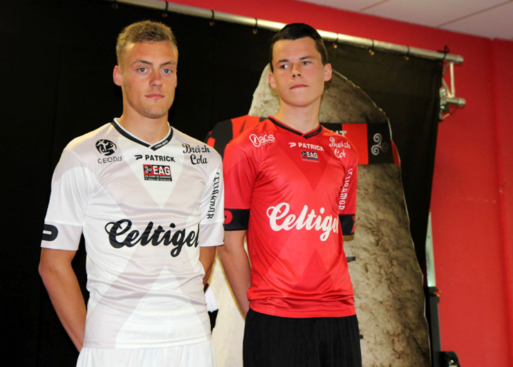 Maillots Guingamp domicile et extérieur 2015-2016