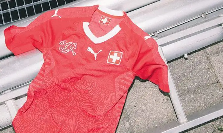Le maillot de foot Suisse 2018 domicile