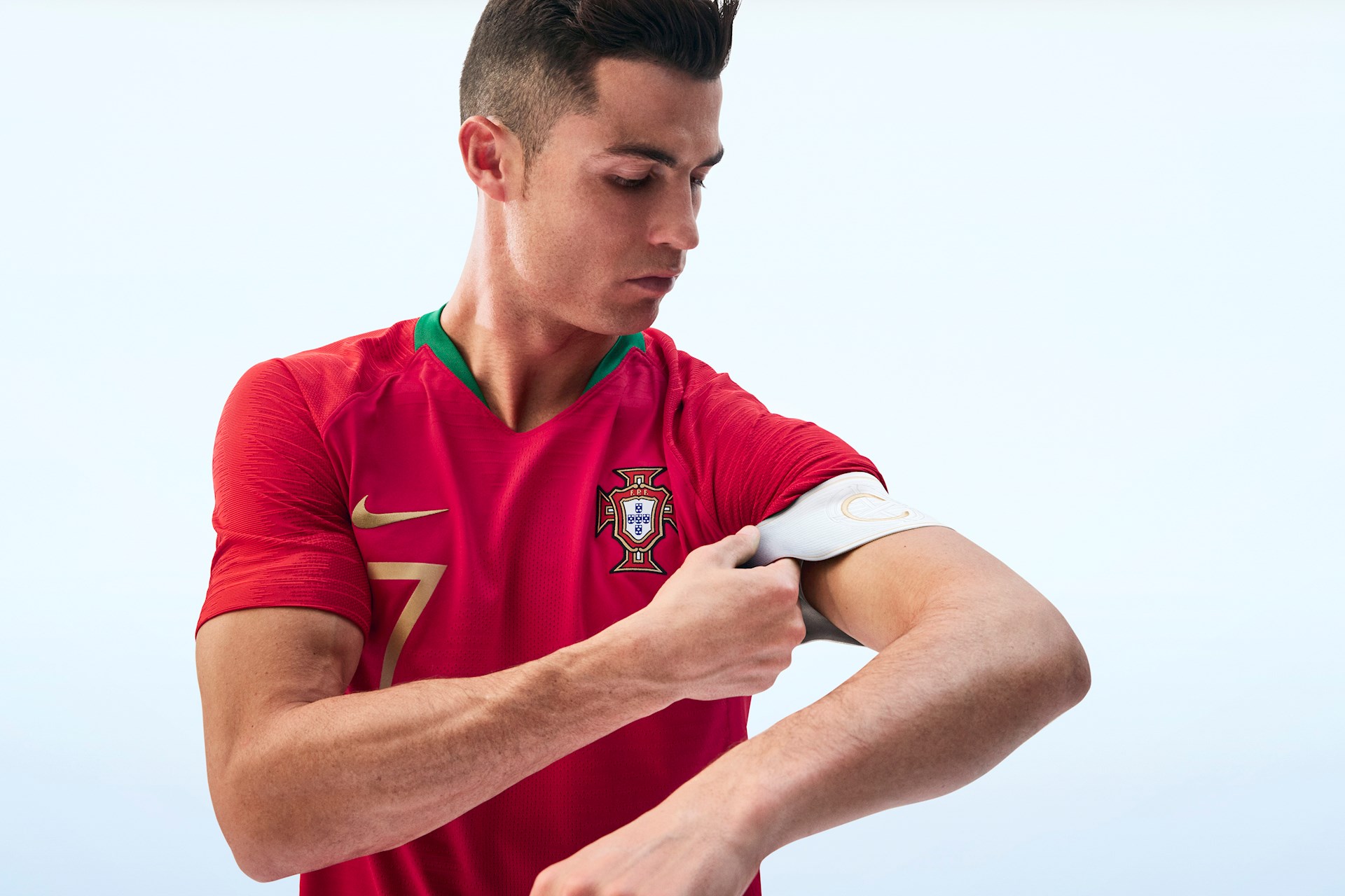 Portugal-thuisshirt-2018-2019-c.jpg