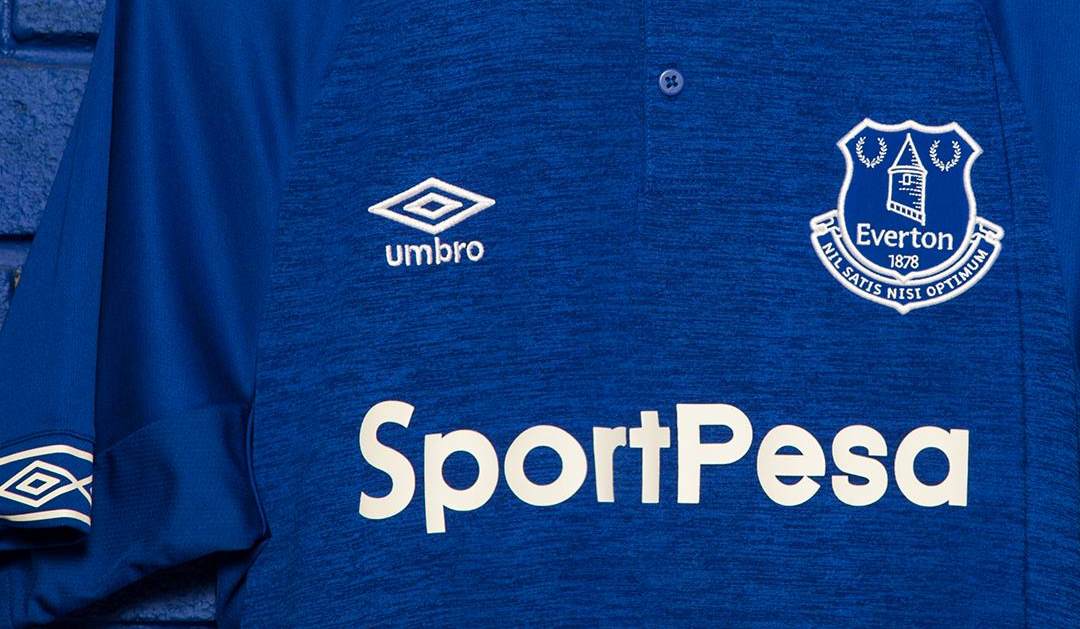 everton-shirt-2018-2019.jpg
