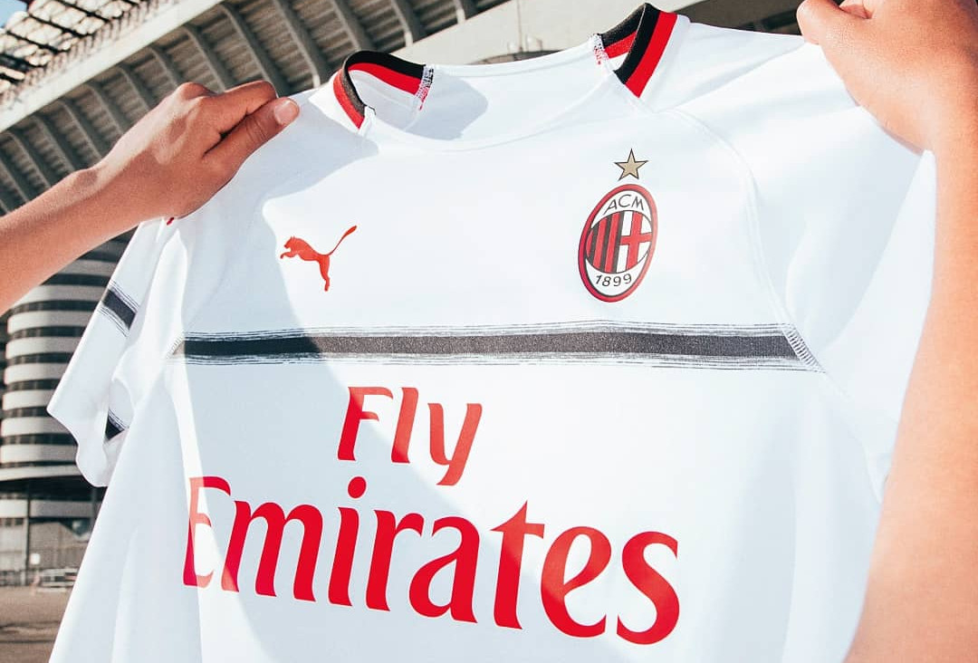 ac-milan-uit-shirt-2018-2019.jpg