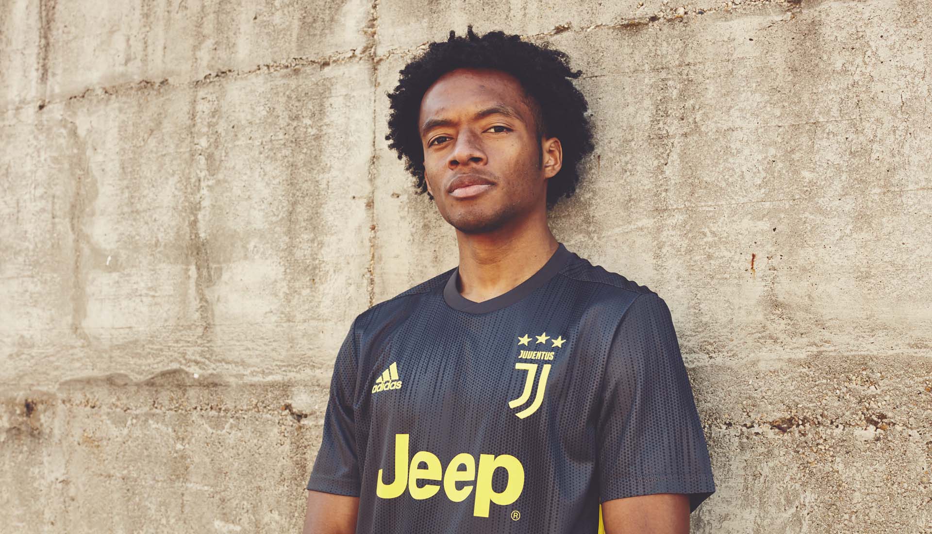 juventus-3e-shirt-2018-2019.jpg