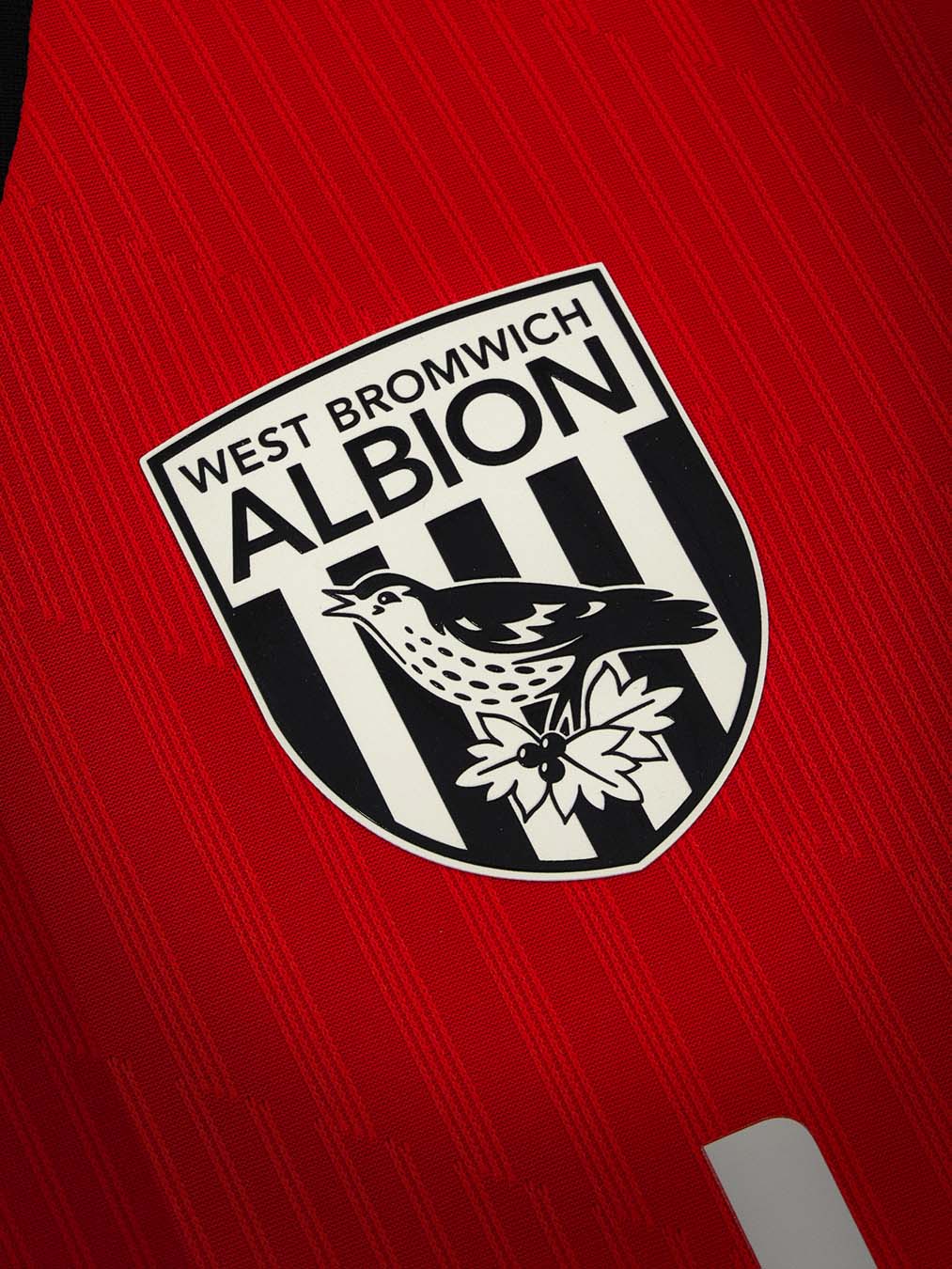 Maillots du West Bromwich Albion 2026-2027 signes Macron