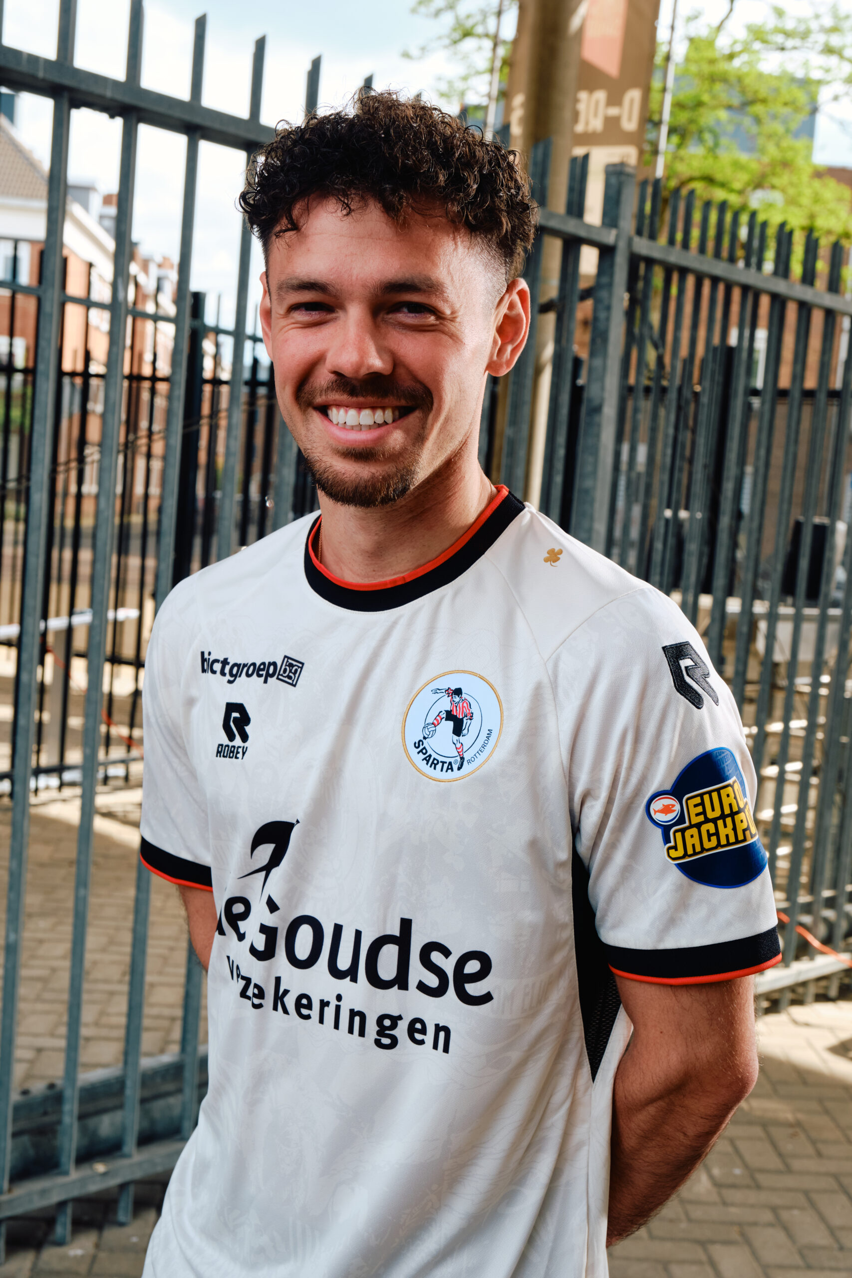 Maillots Sparta Rotterdam 2026-2027, hommage à Het Kasteel