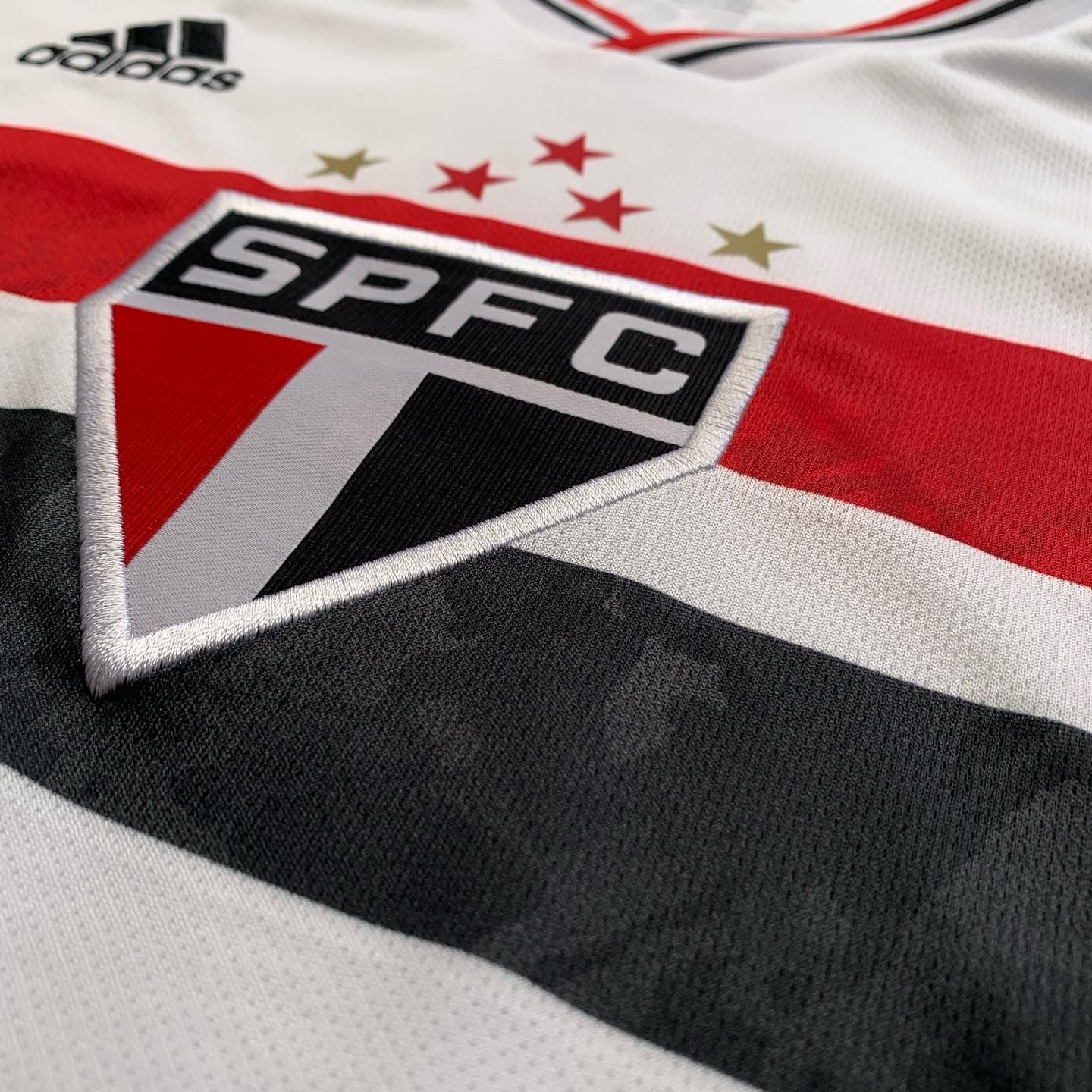 Maillots de football du São Paulo FC 2022/2023