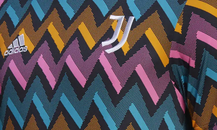 La Juventus et adidas lancent un maillot d’entraînement coloré pour 2022