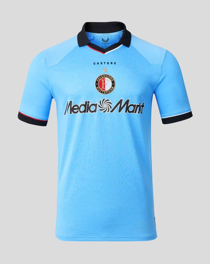 Maillot exterieur du Feyenoord 2026-2027 hommage a la Coupe UEFA 2002