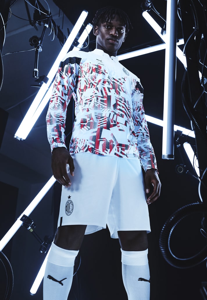 4ème maillot de l'AC Milan 2022