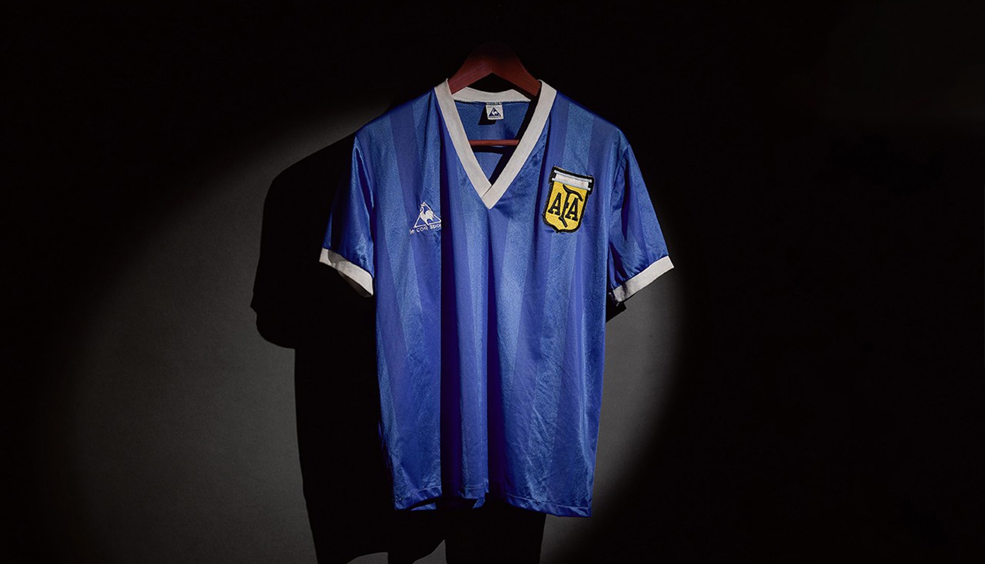 argentinie-hand-of-god-voetbalshirt-1986.jpg