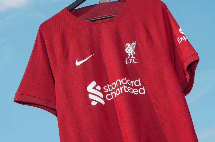 maillot-football-liverpool-2022-2023.jpg
