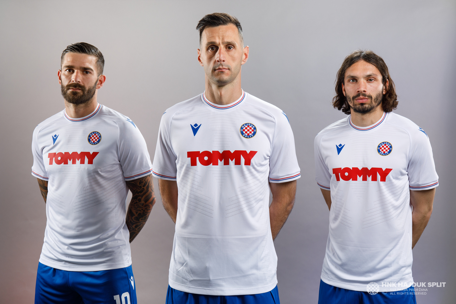 maillot-domicile-hajduk-split-2022-2023.jpeg