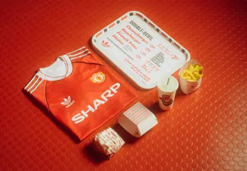 manchester-united-voetbalshirts-adidas-1992.jpg