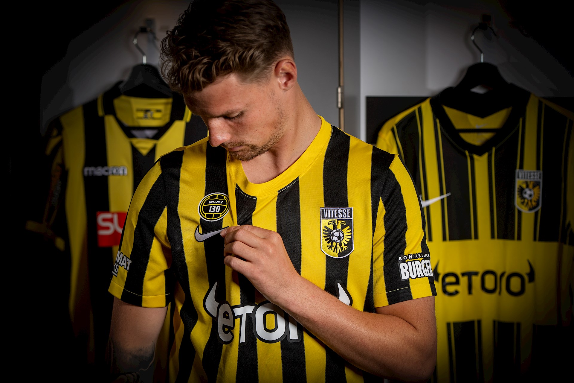 vitesse-thuisshirt-2022-2023.jpg