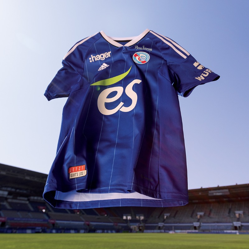 Maillots de football du RC Strasbourg 2022/2023