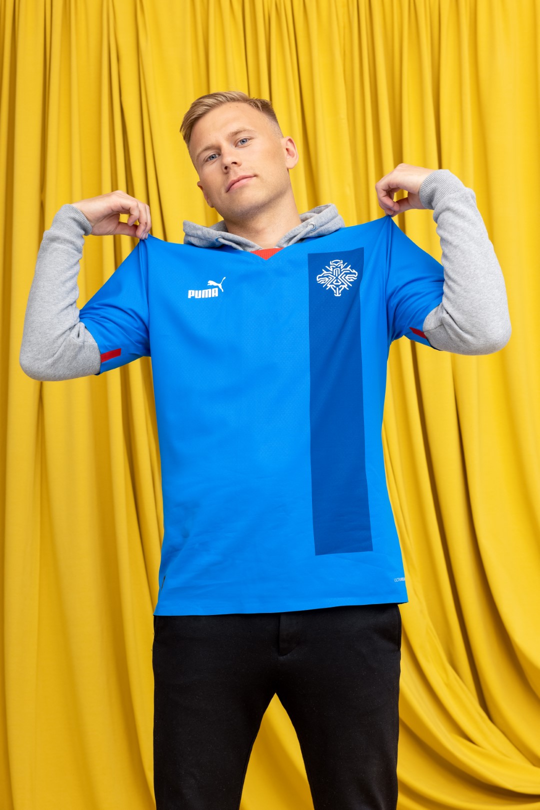 Maillot domicile Islande 2022-2023