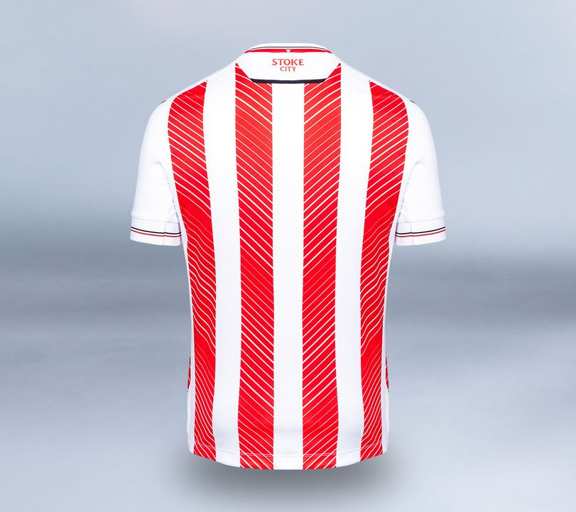 Maillot domicile Stoke City 2022-2023