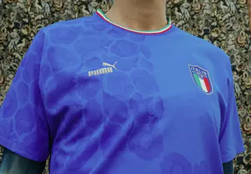 italie-voetbalshirt-vrouwen-2022.jpg (1)