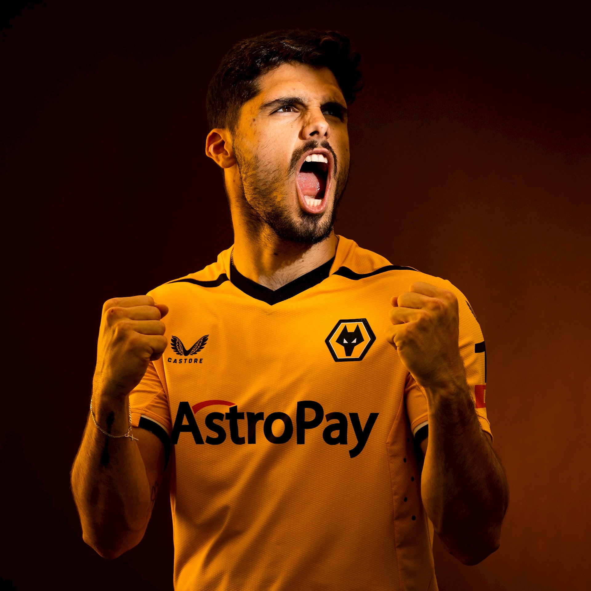 Maillot domicile Wolverhampton Wanderers 2022-2023