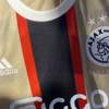 ajax-3e-shirt-2022-2023-gelekt.jpeg