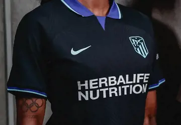 atletico-madrid-uitshirt-2022-23.jpg