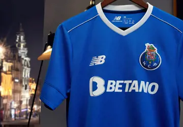 fc-porto-3e-tenue-2022-2023.jpg