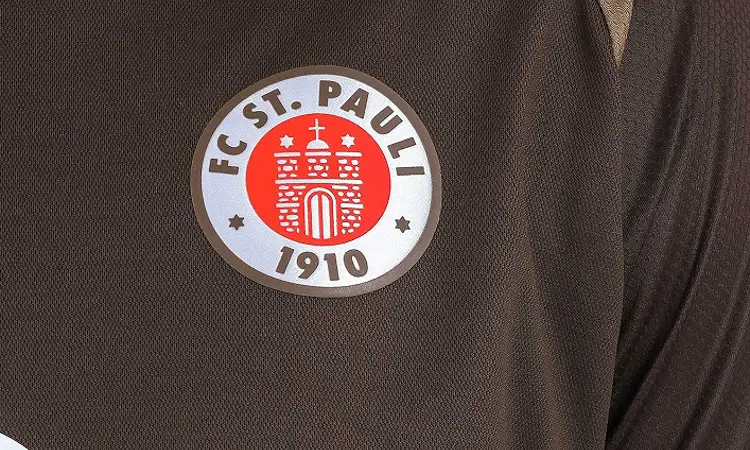 Maillots de football FC St. Pauli 2022-2023