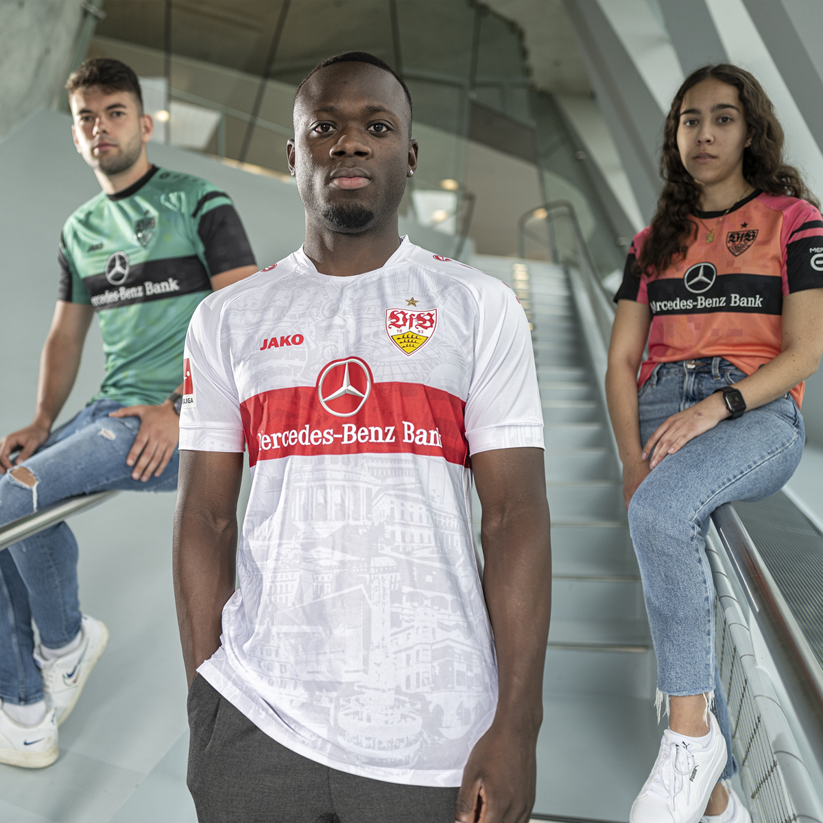 Maillot domicile du VFB Stuttgart 2022-2023