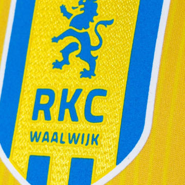rkc-waalwijk-thuisshirt-2022-2023-c.jpg