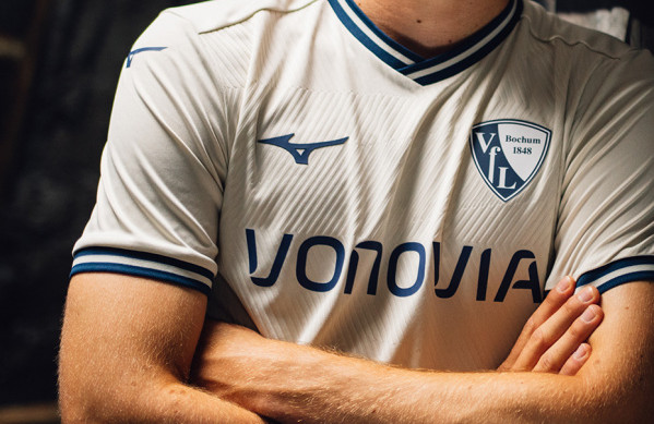 vfl-bochum-voetbalshirts-2022-2023.jpg