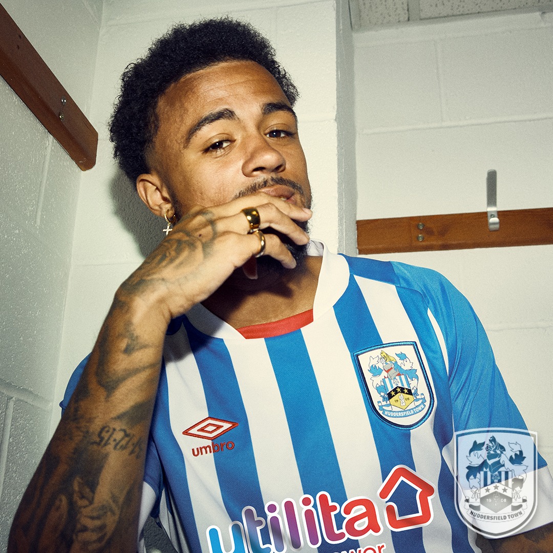 Maillot domicile Huddersfield Town 2022-2023