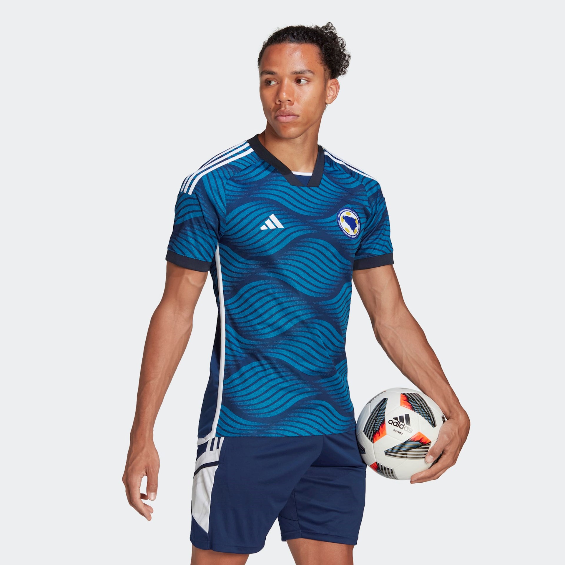 Maillot domicile Bosnie-Herzégovine 2022-2023