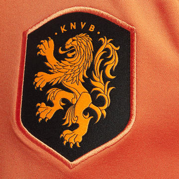 dit-trainingsjack-draagt-nederlands-elftal-tijdens-wk-qatar.jpg