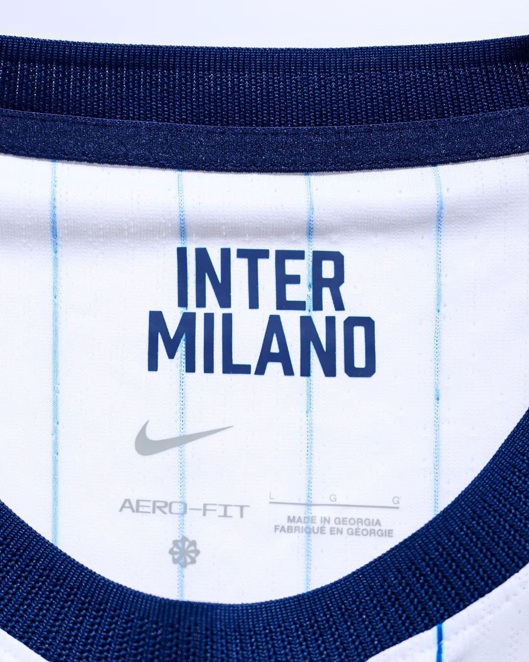 Le maillot exterieur de l'Inter Milan 2026-2027 s'inspire des maillots de baseball