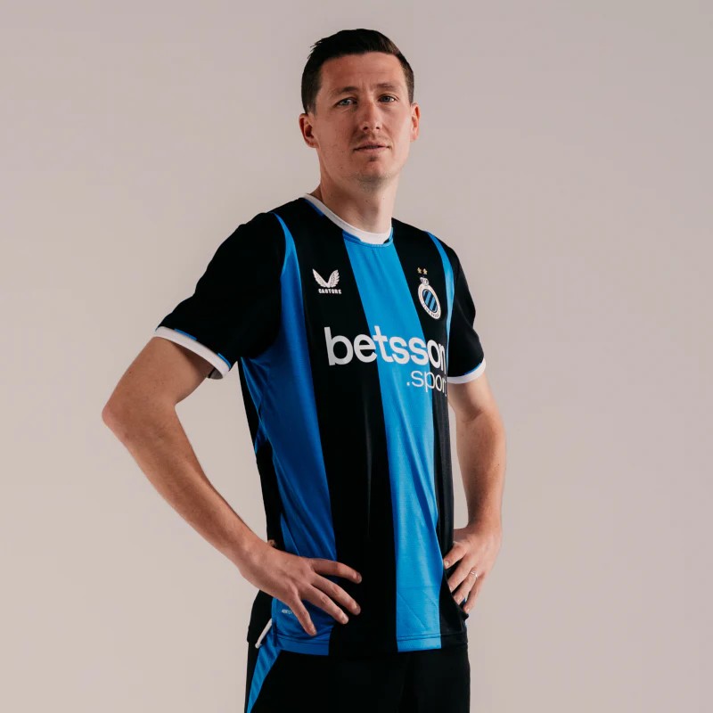 Les maillots du Club Bruges 2026-2027 contiennent deux étoiles