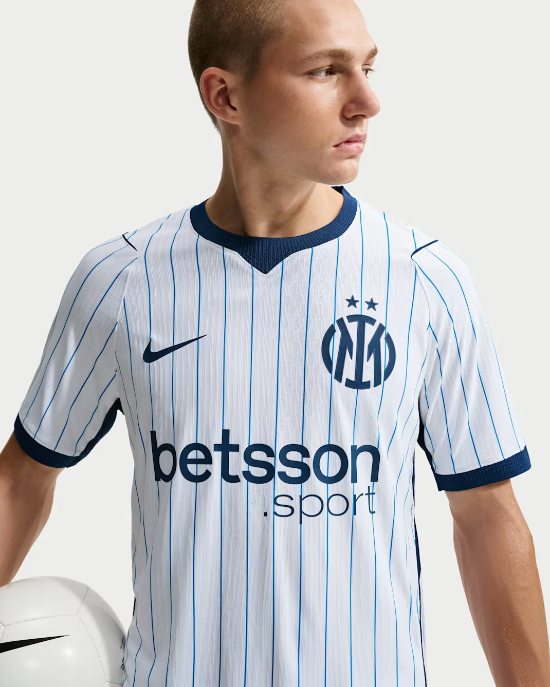 Maillot extérieur authentique Internazionale Aero-Fit 2026-2027