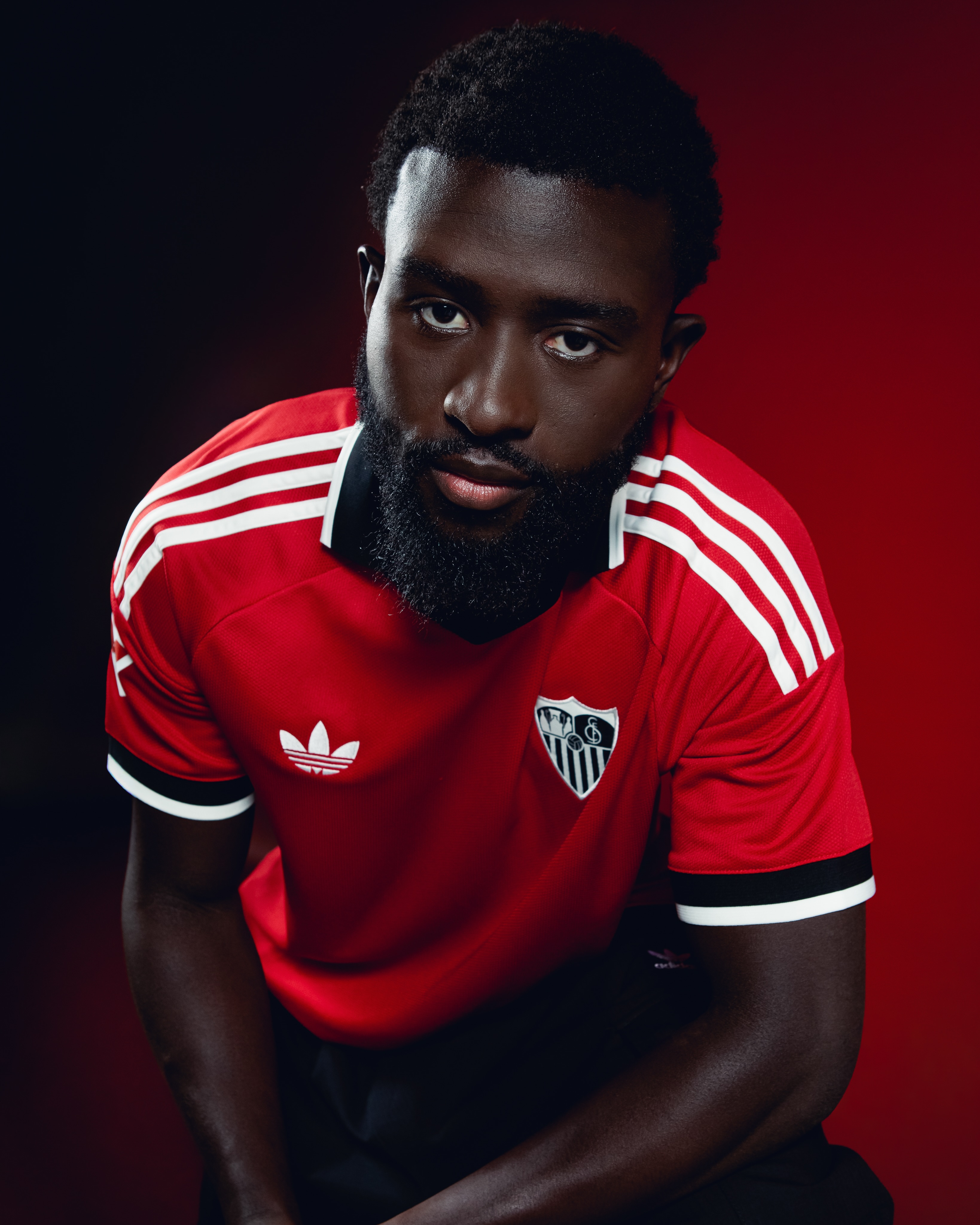 Voici les maillots du Sevilla FC 2026-2027