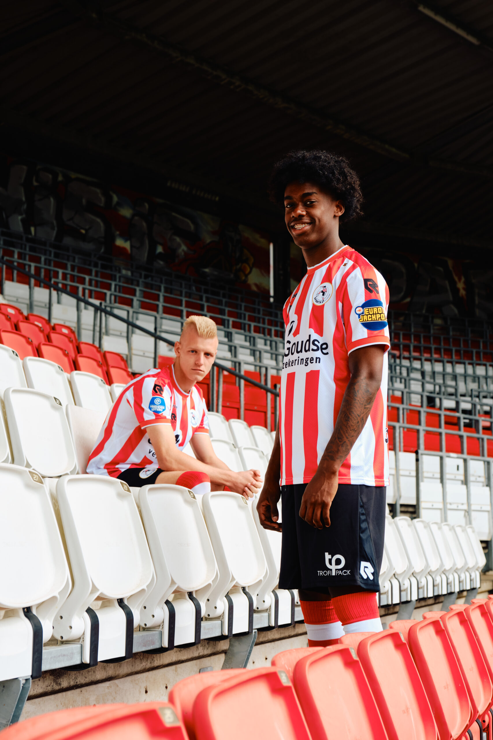 Maillots Sparta Rotterdam 2026-2027, hommage à Het Kasteel