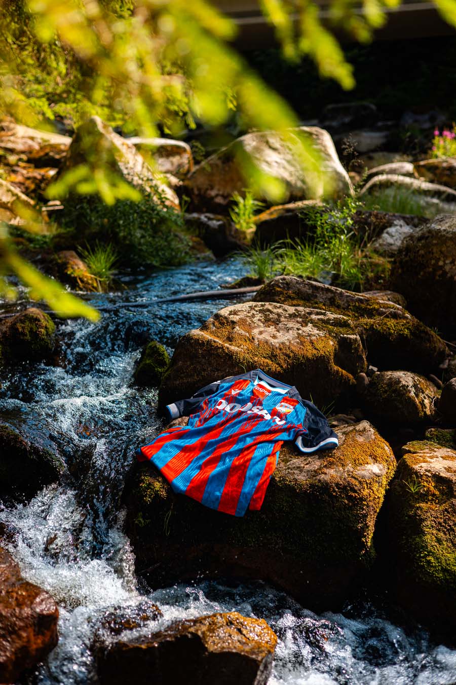 Voici les maillots du FC Viktoria Plzeň 2026-2027