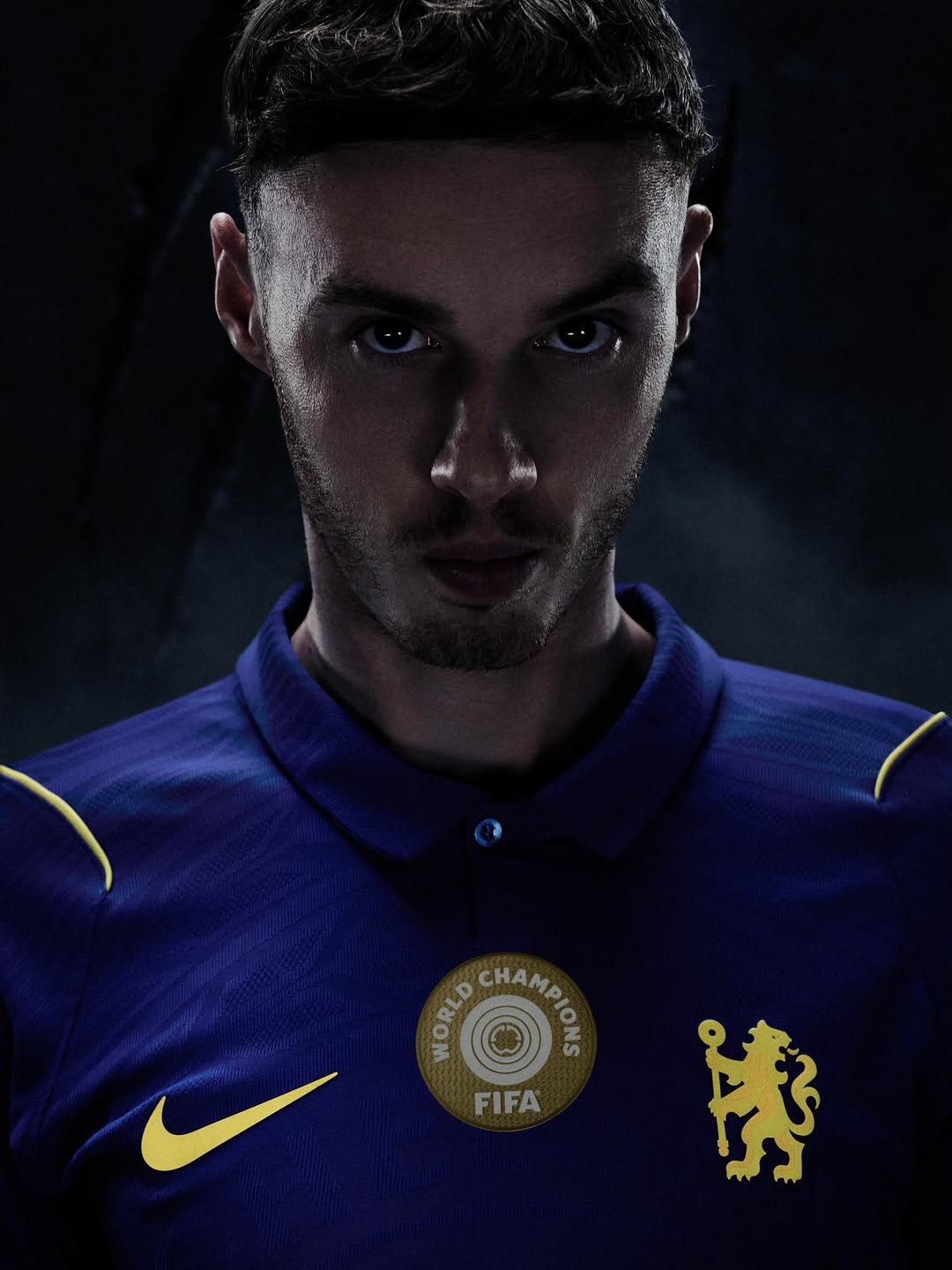 Maillot domicile Chelsea 2026-2027 hommage au lion !