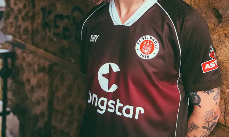 Maillots de football FC Sankt Pauli 2023-2024
