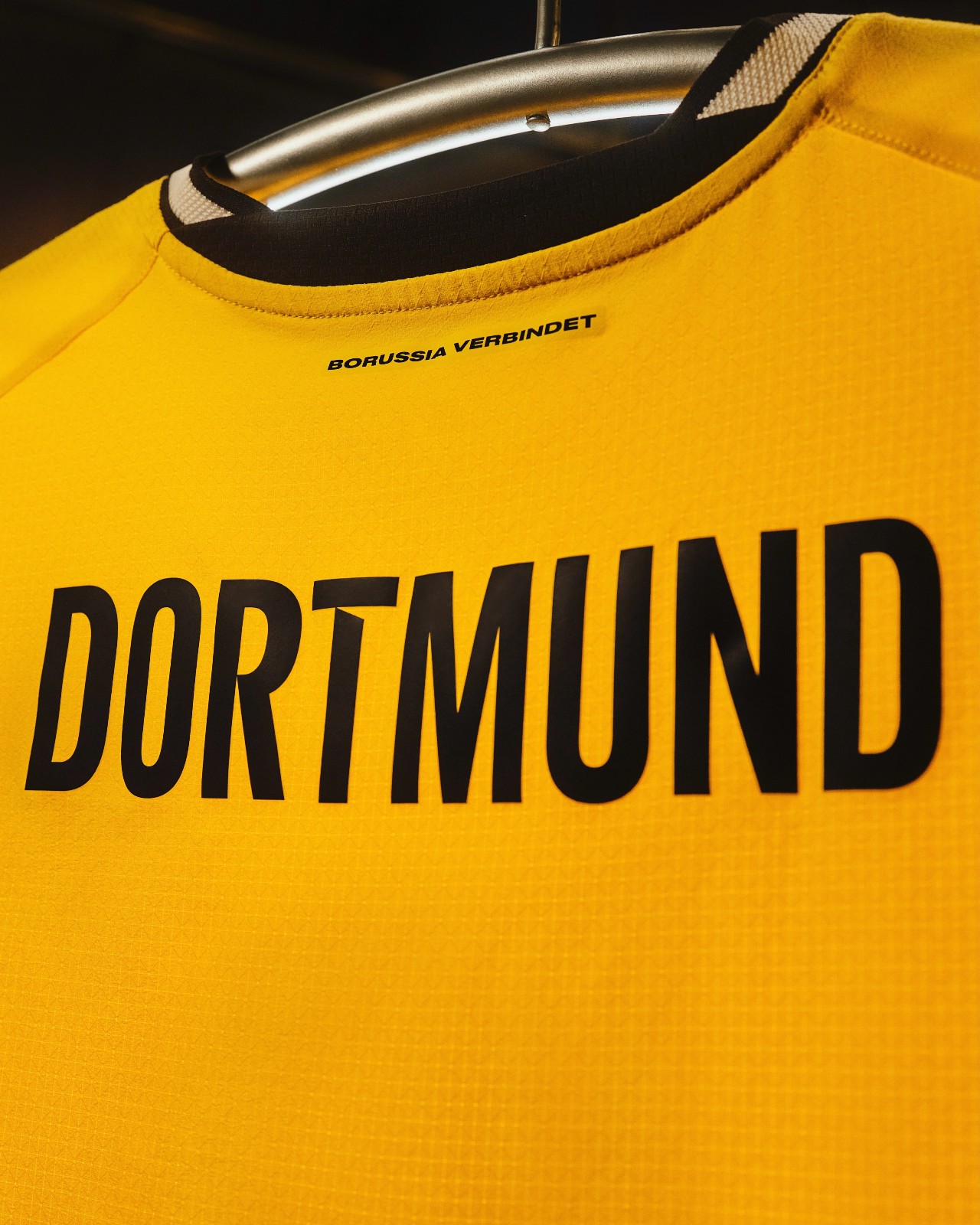 Maillot domicile Borussia Dortmund 2026-2027 inspire de la ville