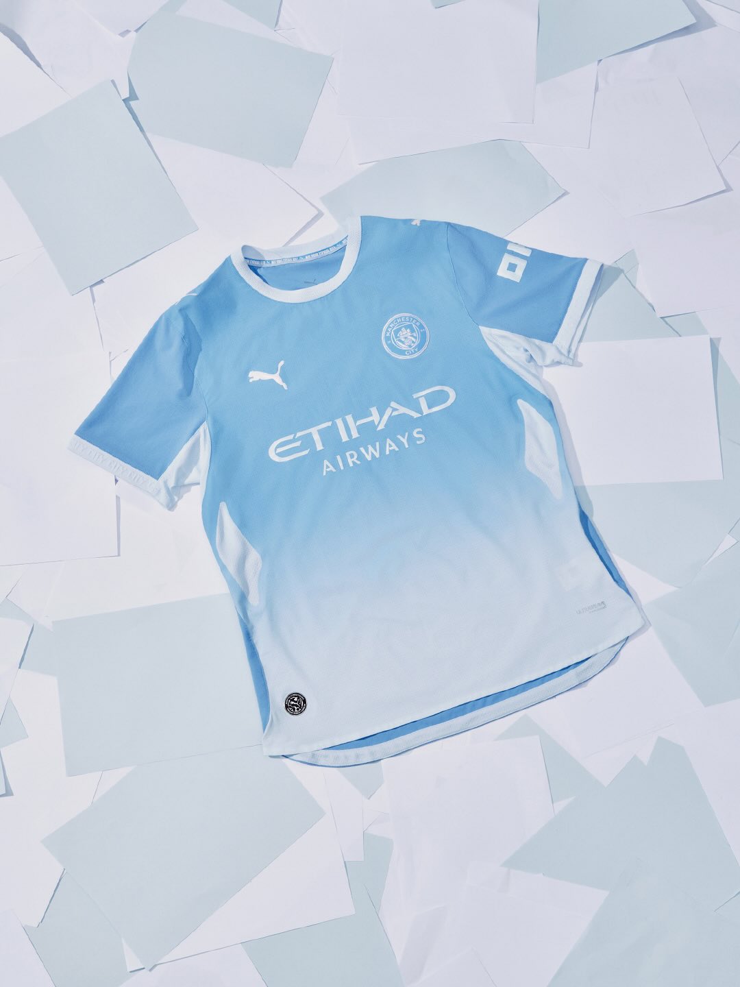 Maillot domicile Manchester City 2026-2027 avec effet dégradé !