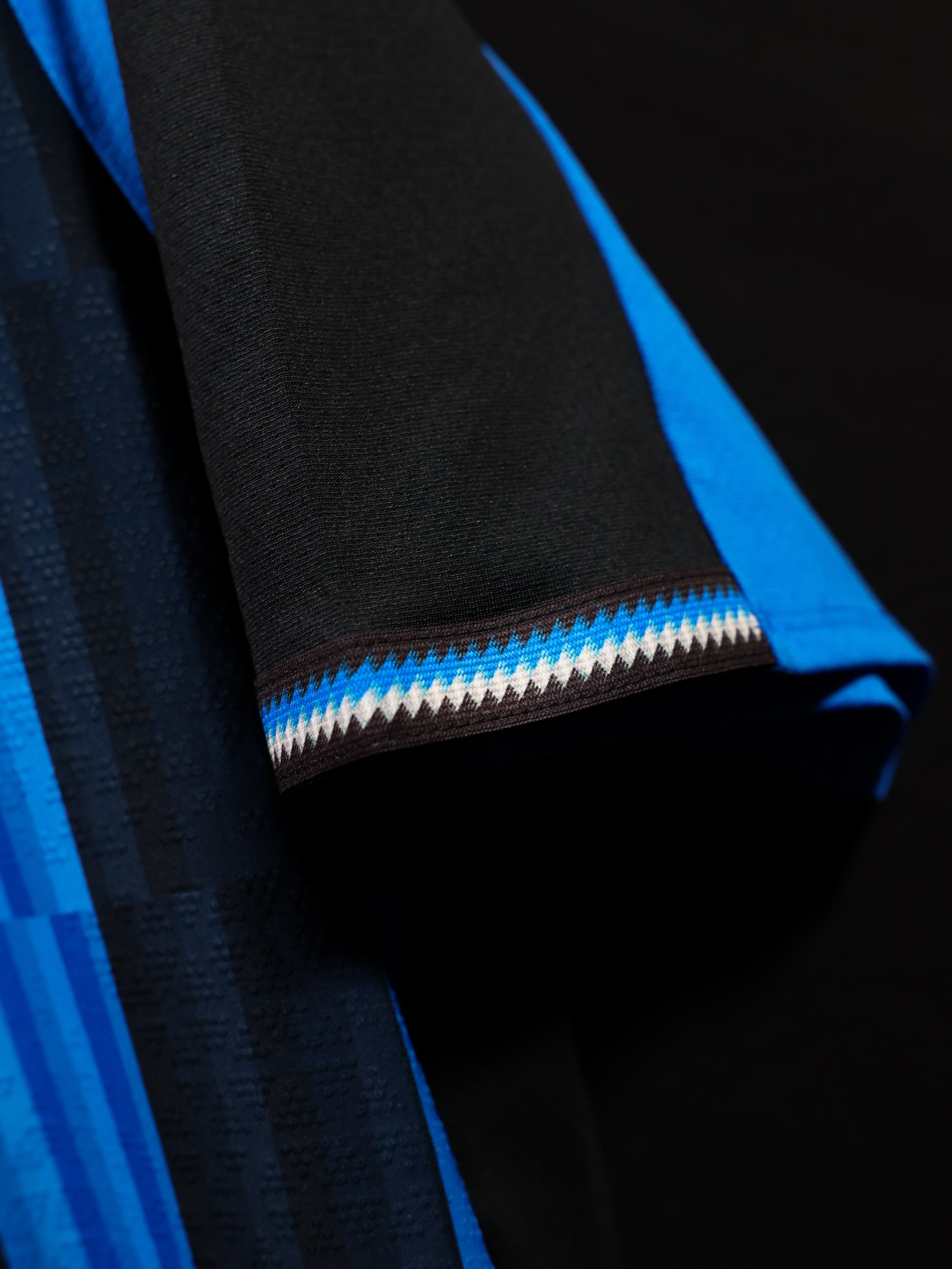Maillot domicile de l Atalanta Bergame 2026-2027 signe New Balance