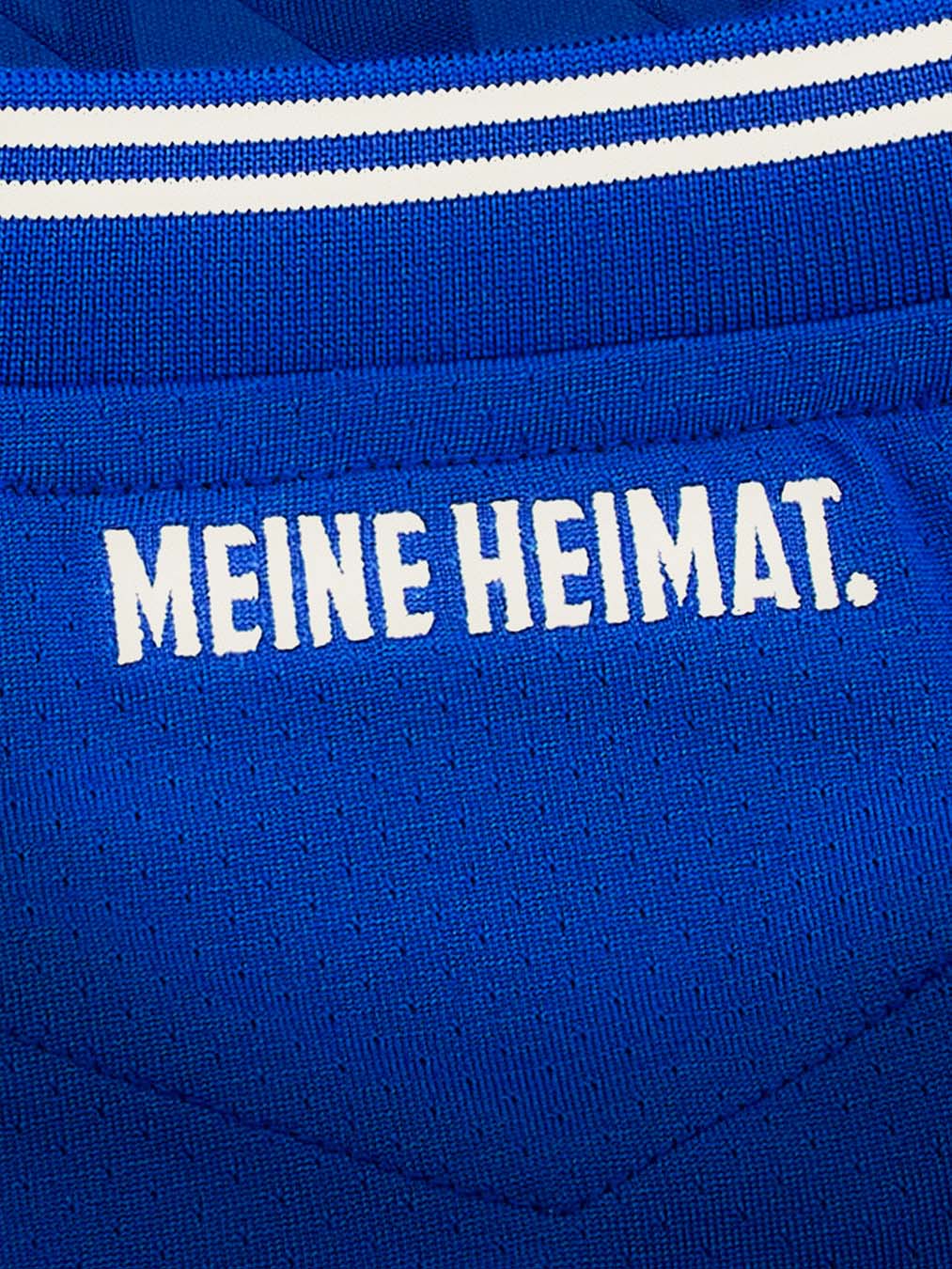 Maillots du Karlsruher SC 2026-2027 signes Macron